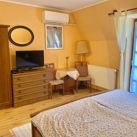 Fodor Haz Apartment Gyenesdias Bagian luar foto
