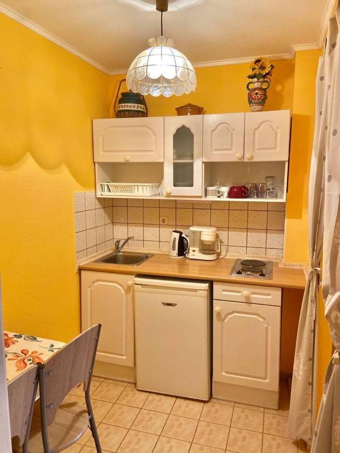 Fodor Haz Apartment Gyenesdias Bagian luar foto